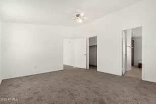 2929 E Sequoia Dr, Phoenix, AZ 85050 - Photo 19