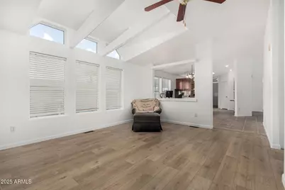 2929 E Sequoia Drive, Phoenix, AZ 85050 - Photo 9