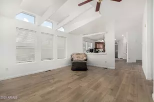 2929 E Sequoia Dr, Phoenix, AZ 85050 - Photo 9