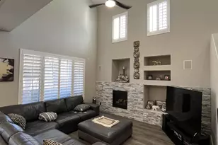 7445 E Eagle Crest Dr, Mesa, AZ 85207 - Photo 7