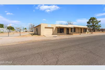 203 N Canyon Drive, Sierra Vista, AZ 85635 - Photo 7