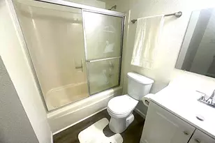 4321 W Greenway Rd, Glendale, AZ 85306 - Photo 13