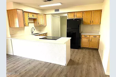 4321 W Greenway Road, Glendale, AZ 85306 - Photo 17