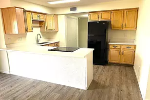 4321 W Greenway Rd, Glendale, AZ 85306 - Photo 17