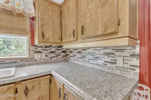 120 W Oneil, Casa Grande, AZ 85122 - Photo 17