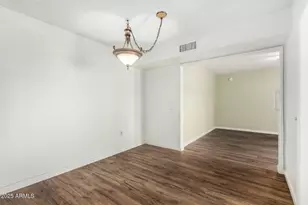 10815 W Santa Fe Dr, Sun City, AZ 85351 - Photo 9