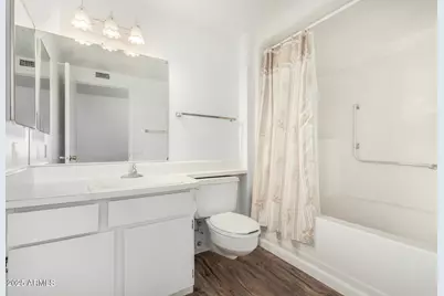 10815 W Santa Fe Drive, Sun City, AZ 85351 - Photo 19