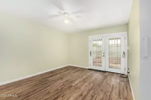 10815 W Santa Fe Dr, Sun City, AZ 85351 - Photo 5