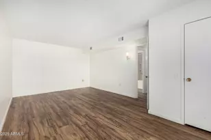 10815 W Santa Fe Dr, Sun City, AZ 85351 - Photo 15