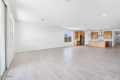 17153 W Sweet Iron Pass, Surprise, AZ 85387 - Photo 13