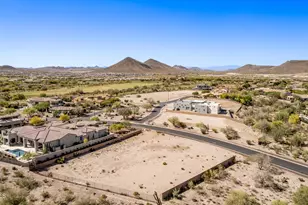 12053 W Palo Brea Ln, Peoria, AZ 85383 - Photo 13