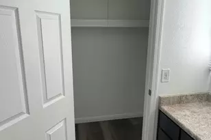 2301 N 28th St, Phoenix, AZ 85008 - Photo 11