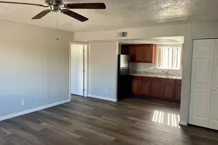 2301 N 28th St, Phoenix, AZ 85008 - Photo 1