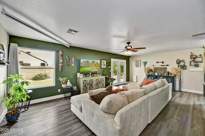 18601 N 45th Drive, Glendale, AZ 85308 - Photo 3