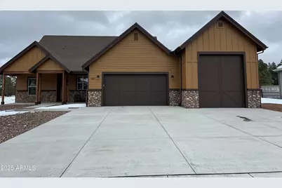 827 S Torrey Pines Drive, Williams, AZ 86046 - Photo 1