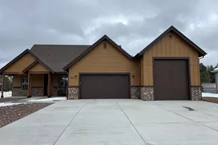 827 S Torrey Pines Dr, Williams, AZ 86046 - Photo 1