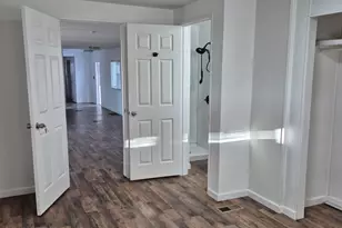 7300 N 51st Ave, Glendale, AZ 85301 - Photo 7