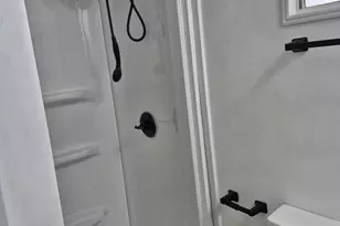 7300 N 51st Ave, Glendale, AZ 85301 - Photo 11