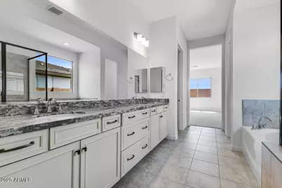 17837 W Pasadena Avenue, Litchfield Park, AZ 85340 - Photo 21