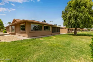 18211 N Conestoga Dr, Sun City, AZ 85373 - Photo 23