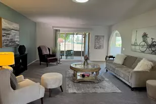 18211 N Conestoga Dr, Sun City, AZ 85373 - Photo 9