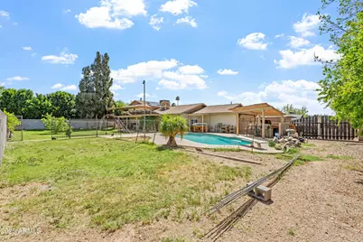 4332 W Monte Cristo Avenue W, Glendale, AZ 85306 - Photo 35