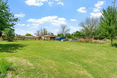 4332 W Monte Cristo Avenue W, Glendale, AZ 85306 - Photo 39