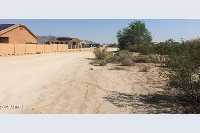 199Xx W Edgemont Avenue #4, Buckeye, AZ 85396 - Photo 3