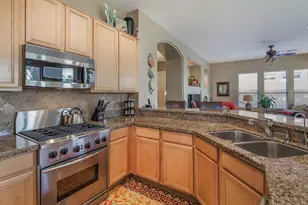 9562 E Chuckwagon Ln, Scottsdale, AZ 85262 - Photo 11