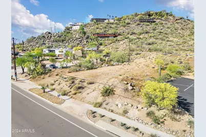 19844 N Cave Creek Road, Phoenix, AZ 85024 - Photo 13