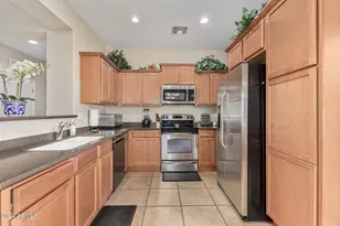 2179 W Scully Dr, Phoenix, AZ 85023 - Photo 13