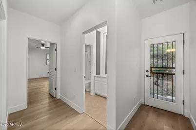 36 W Foothill Drive, Phoenix, AZ 85021 - Photo 27