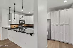 36 W Foothill Dr, Phoenix, AZ 85021 - Photo 9