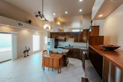 17200 W Bell Road #1039, Surprise, AZ 85374 - Photo 9