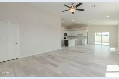 14595 S Redondo Road, Arizona City, AZ 85123 - Photo 9