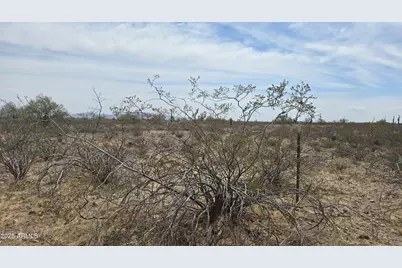 328Xx W Carefree Highway #-, Wickenburg, AZ 85390 - Photo 5