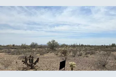 328Xx W Carefree Highway #-, Wickenburg, AZ 85390 - Photo 13