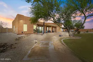 28809 N 231st Ave, Wittmann, AZ 85361 - Photo 3