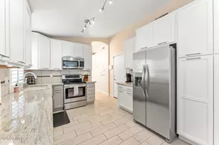 16823 S 8th St, Phoenix, AZ 85048 - Photo 9