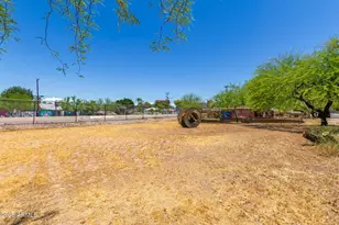 330 W Minnezona Ave, Phoenix, AZ 85013 - Photo 17