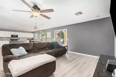 11737 W Robin Drive, Sun City, AZ 85373 - Photo 7