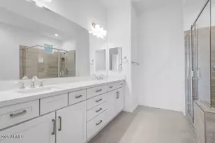 8825 W Vermont Ave, Glendale, AZ 85305 - Photo 21