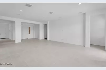 8825 W Vermont Avenue, Glendale, AZ 85305 - Photo 37