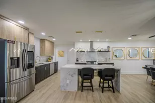 919 W Port Royale Ln, Phoenix, AZ 85023 - Photo 13