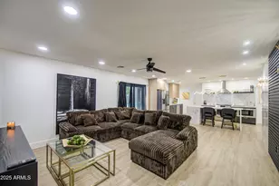 919 W Port Royale Ln, Phoenix, AZ 85023 - Photo 23