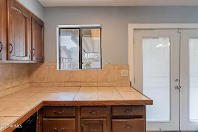 163 Peretz Circle, Morristown, AZ 85342 - Photo 13