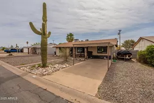 163 Peretz Cir, Morristown, AZ 85342 - Photo 13