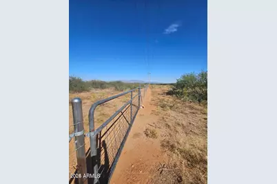 Tbd 8 Ac's Off Desert Sumac B Drive #B, Hereford, AZ 85615 - Photo 5