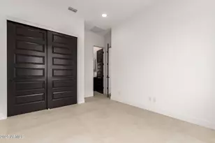 33857 N Borgata Trl, San Tan Valley, AZ 85144 - Photo 13