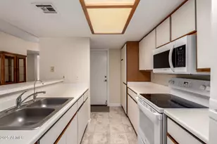 1021 S Greenfield Rd, Mesa, AZ 85206 - Photo 11